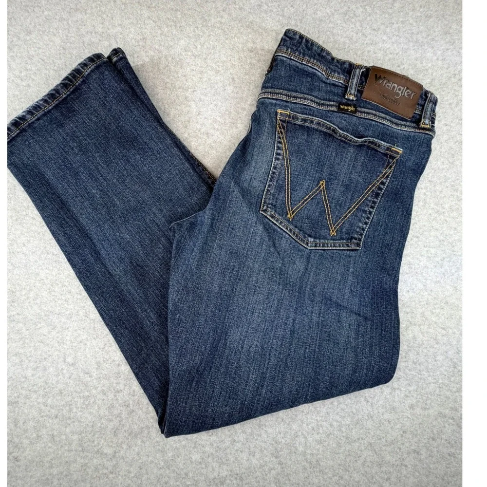 Wrangler Regular Fit Mens Jeans Dark Wash Blue Straight Leg 34x29 1796601